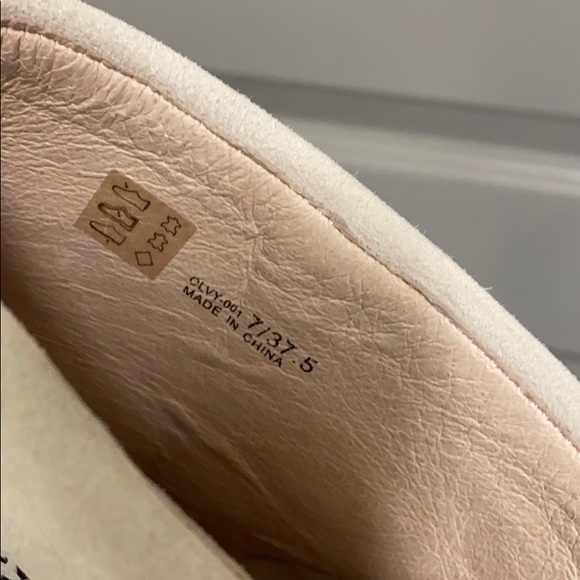 Booties - Picture 4 of 5